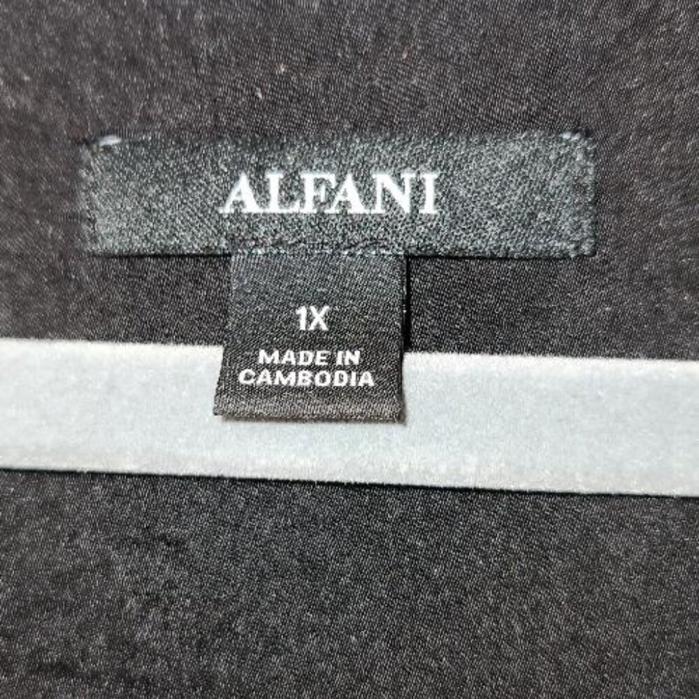 Alfani women's black sleeveless blouse - Picture 3 of 3